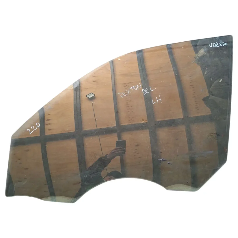 VIDRIO DELANTERO IZQUIERDO SSANGYONG REXTON