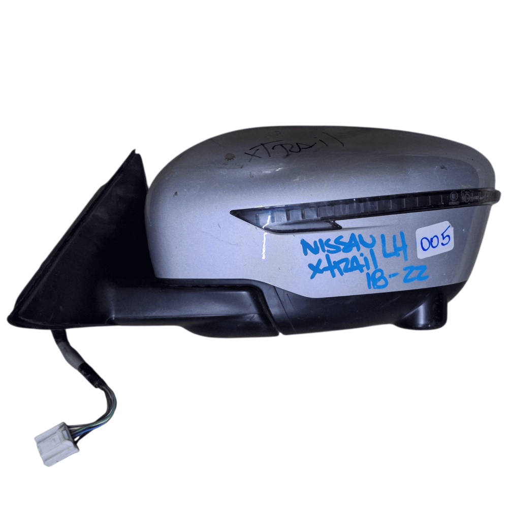 ESPEJO RETROVISOR IZQUIERDO (LH) NISSAN XTRAIL 2018/2022 SIN LUNETA