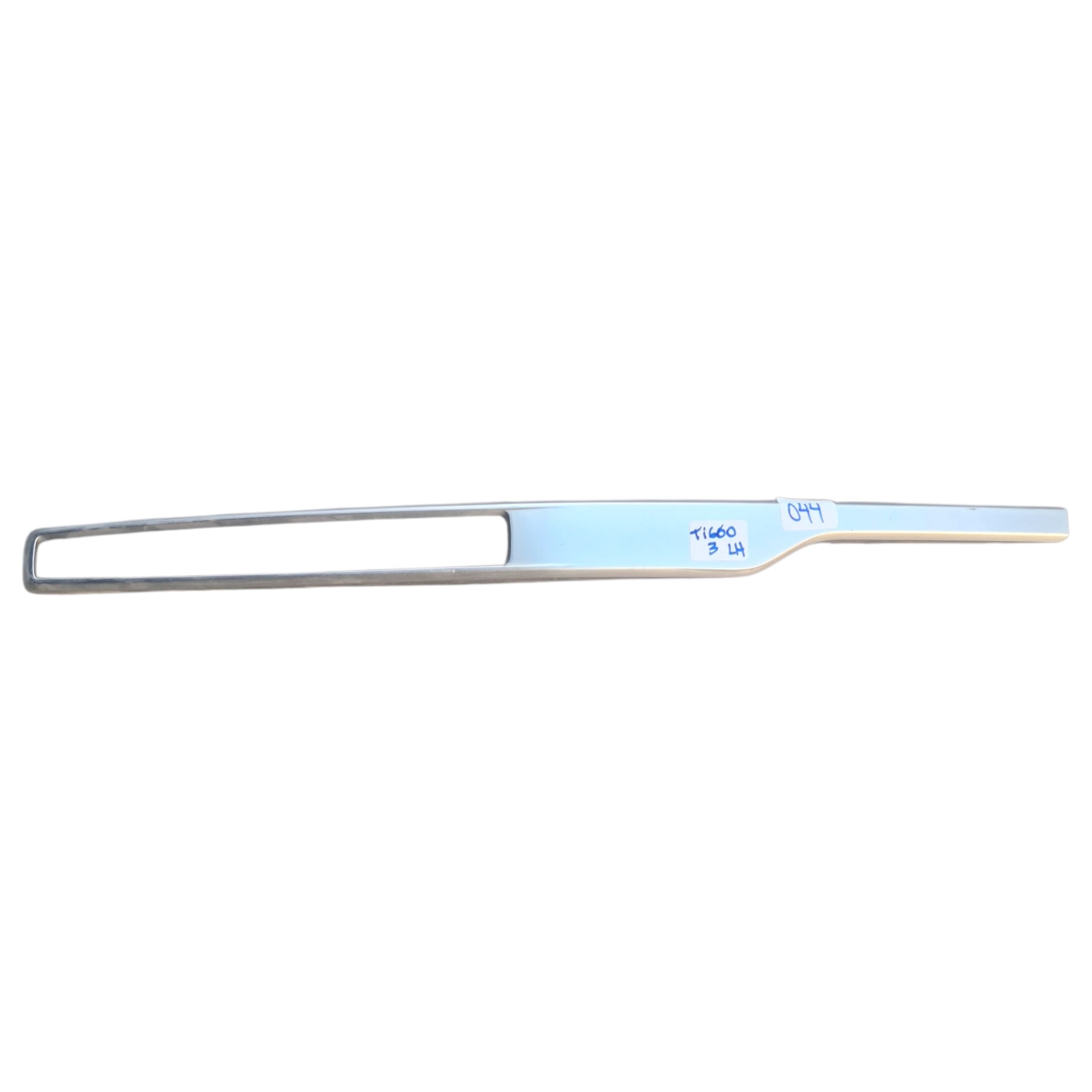 BISEL NEBLINERO CROMADO IZQUIERDO CHERY TIGGO 3 2020/2023