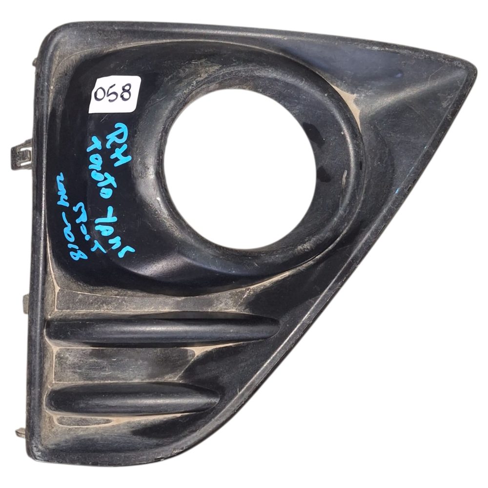 BISEL NEBLINERO DERECHO TOYOTA YARIS SPORT 2014/2018