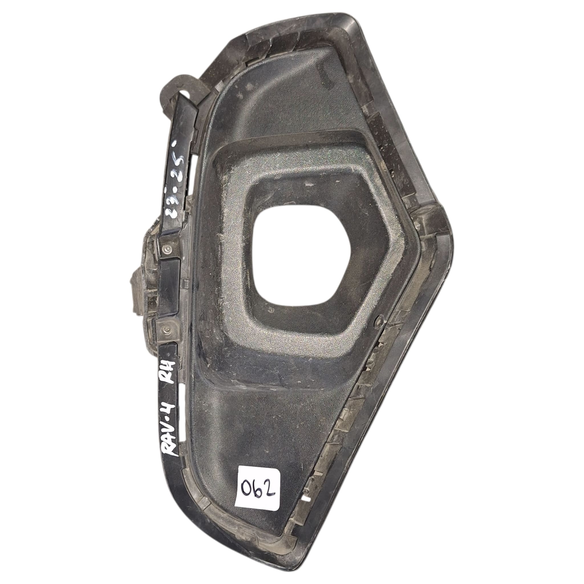 BISEL NEBLINERO DERECHO TOYOTA RAV 4 2023/2025