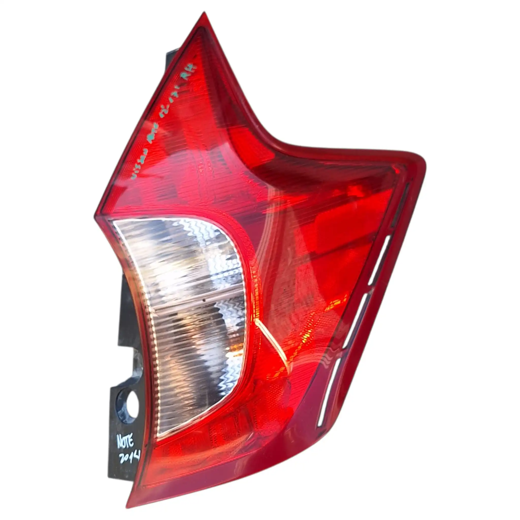 FOCO TRASERO DERECHO NISSAN NOTE 2012/2017 CARROCERIA