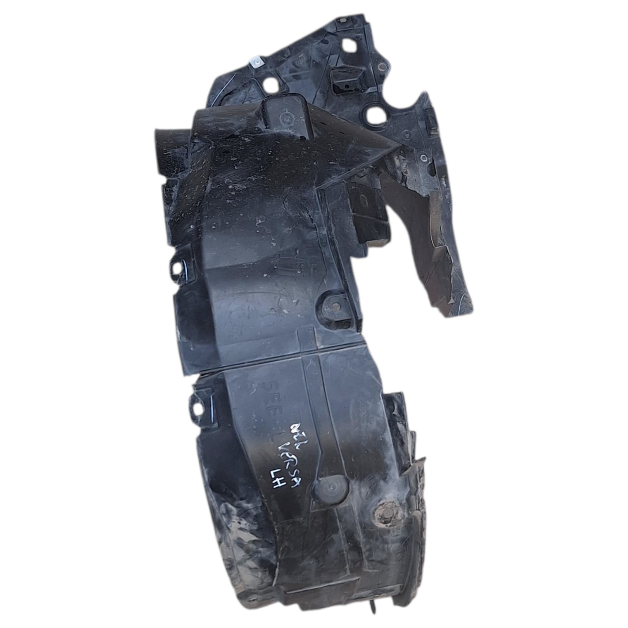 GUARDAFANGO DELANTERO IZQUIERDO NISSAN VERSA 2020/2025