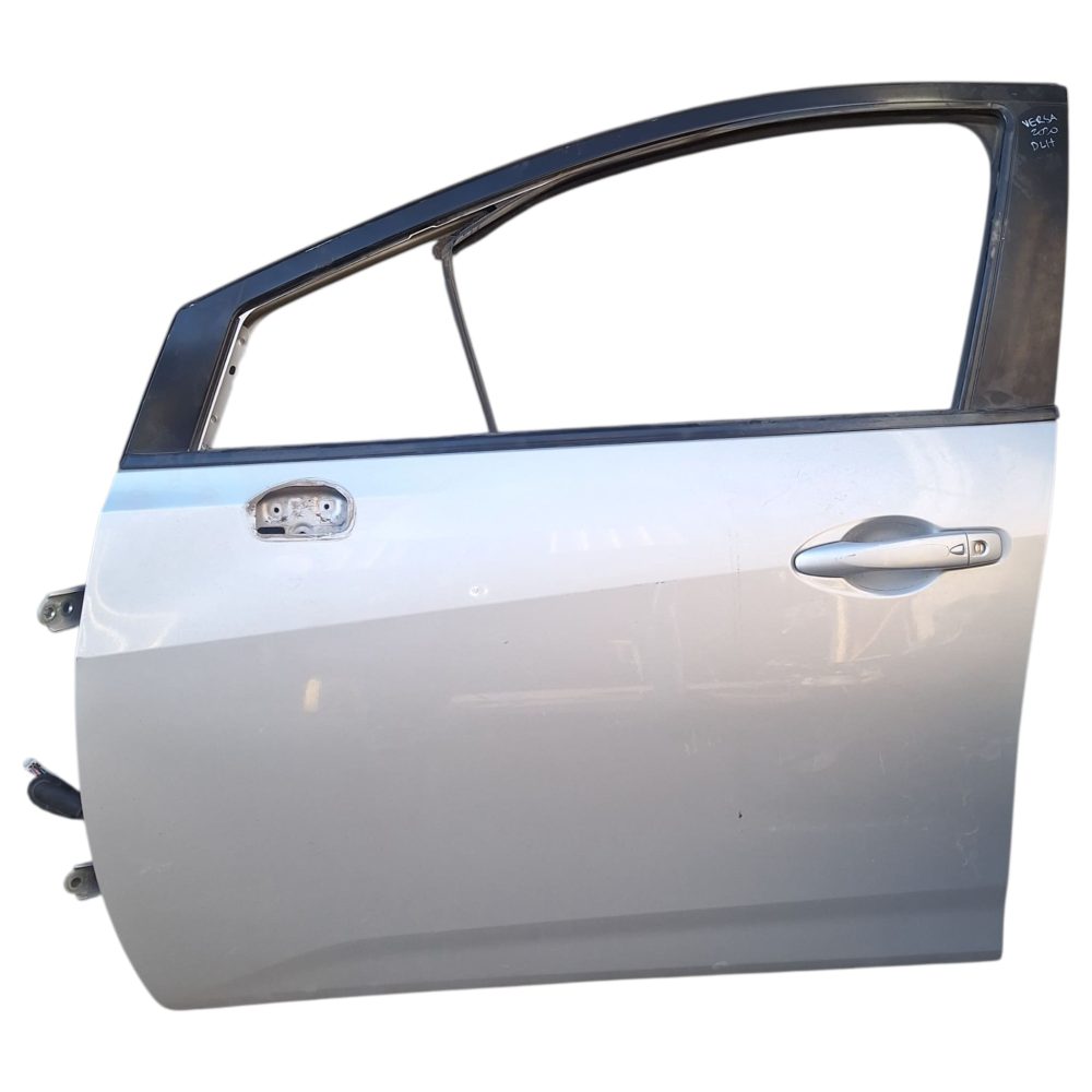 PUERTA DELANTERA IZQUIERDA NISSAN VERSA 2020/2025