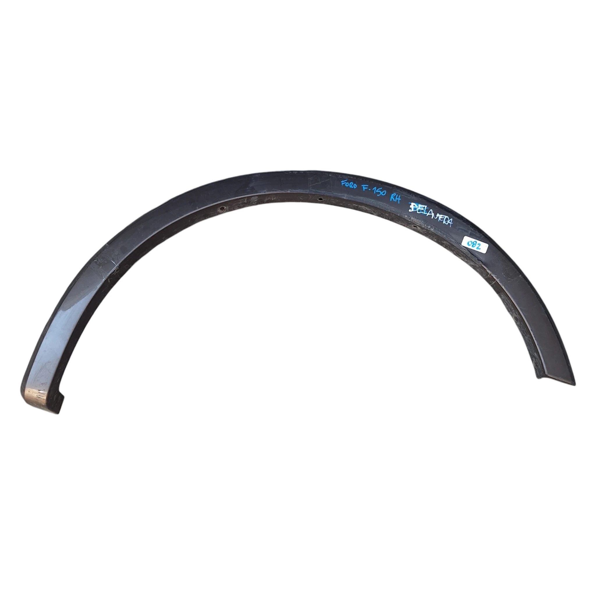MOLDURA PASO DE RUEDA DELANTERA DERECHA FORD F150 2015/2019