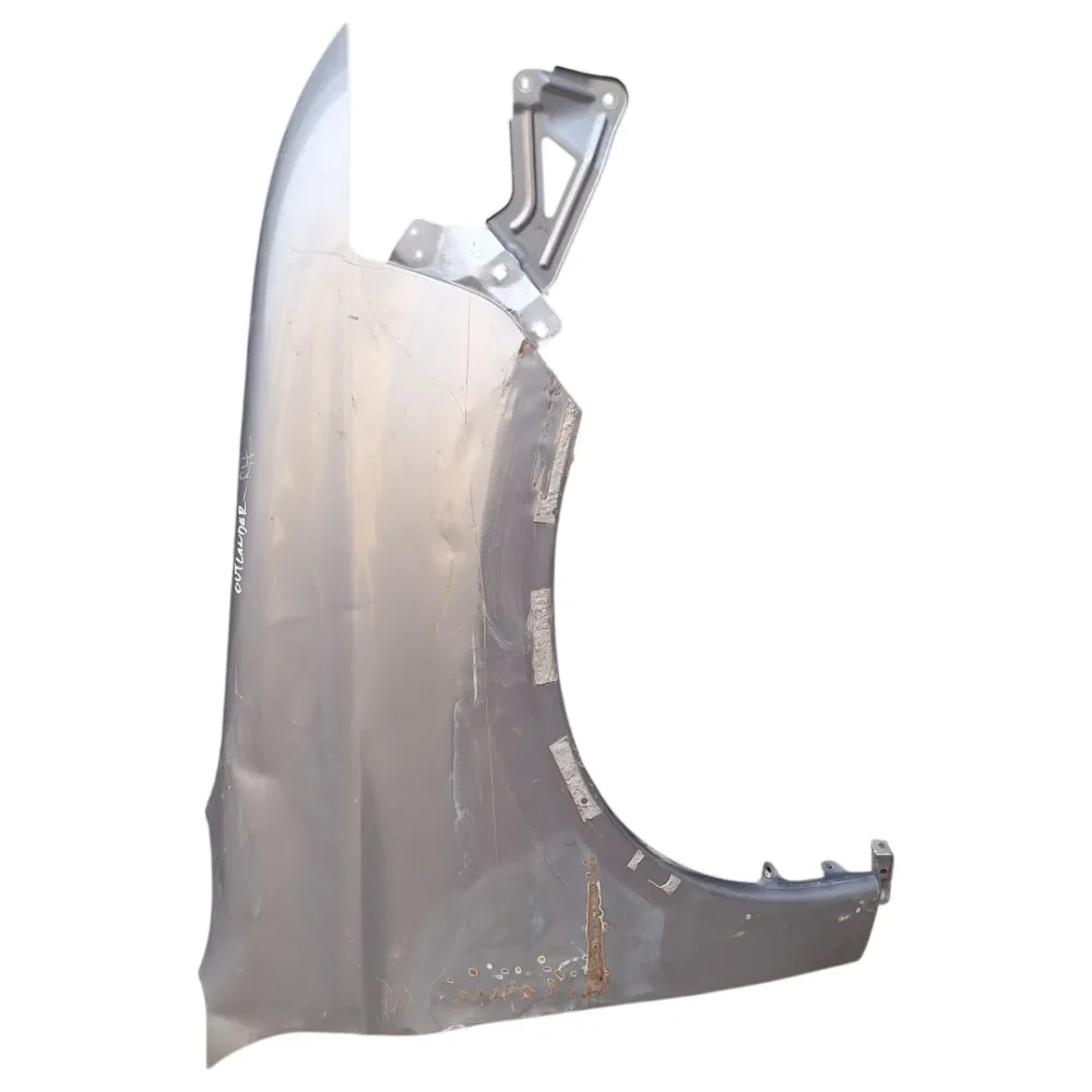 TAPABARRO DERECHO (RH) MITSUBISHI OUTLANDER 2015-2022